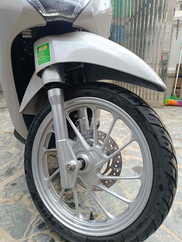 Xe SH mode Màu Kem 2021 mới 99%. Mua bán Xe máy tại Thành phố Huế Thừa Thiên Huế được đăng bởi Trần Văn Ty hình 7