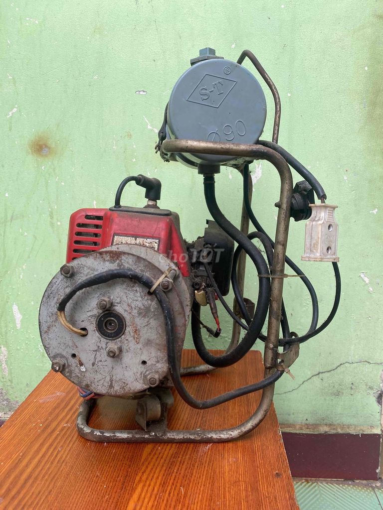 máy cắt cỏ. Mua bán Đồ chuyên dụng, Giống nuôi trồng tại Quận 8 Tp Hồ Chí Minh được đăng bởi than hình 1