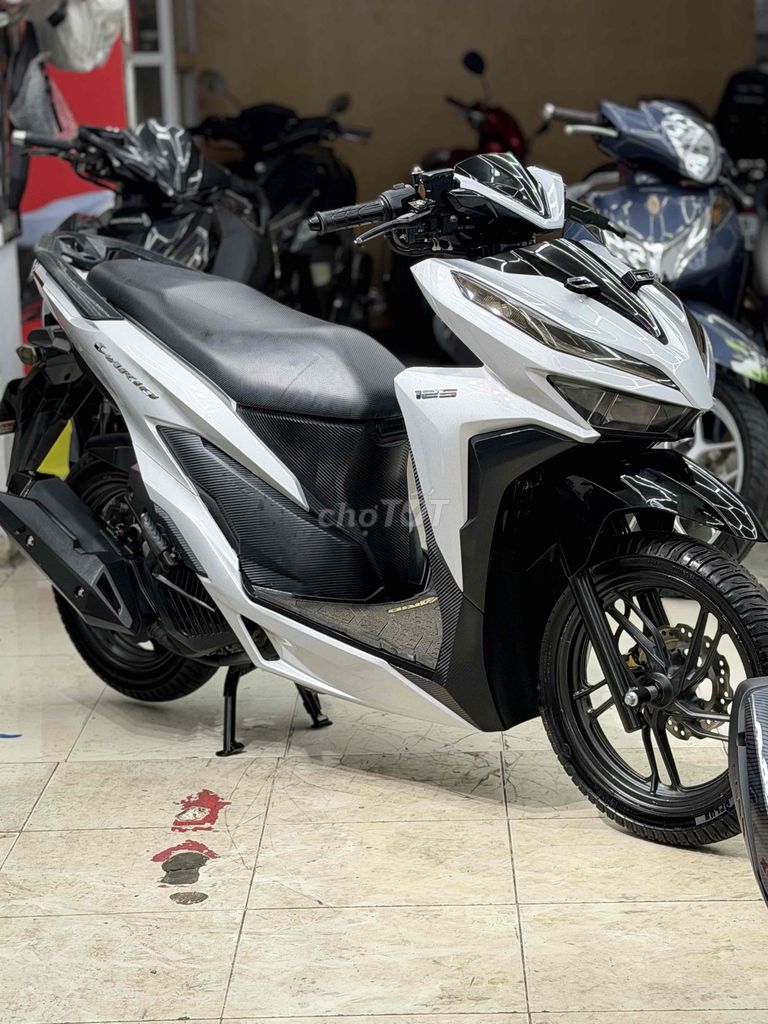 Honda Vario 125 2019 Автомат Серебристый Porsche