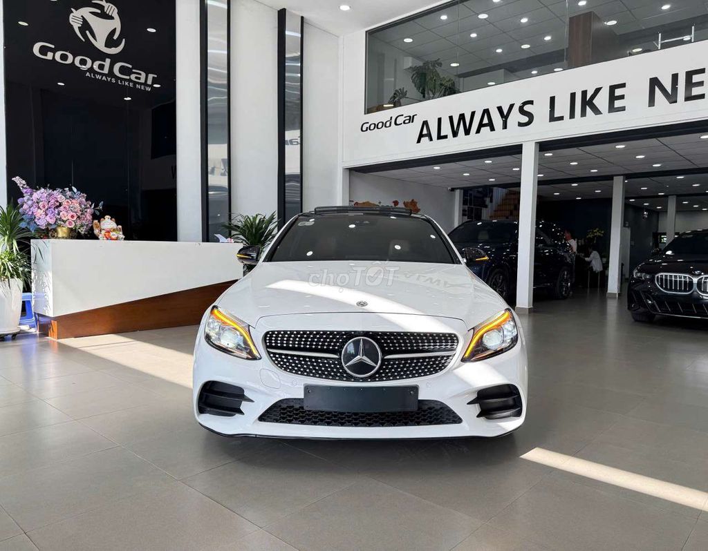 Mercedes C300 AMG 2021 38.900 km 1 chủ cực đẹp