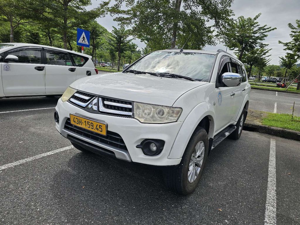 Mitsubishi Pajero Sport 2016 Белый SUV 320.000 км