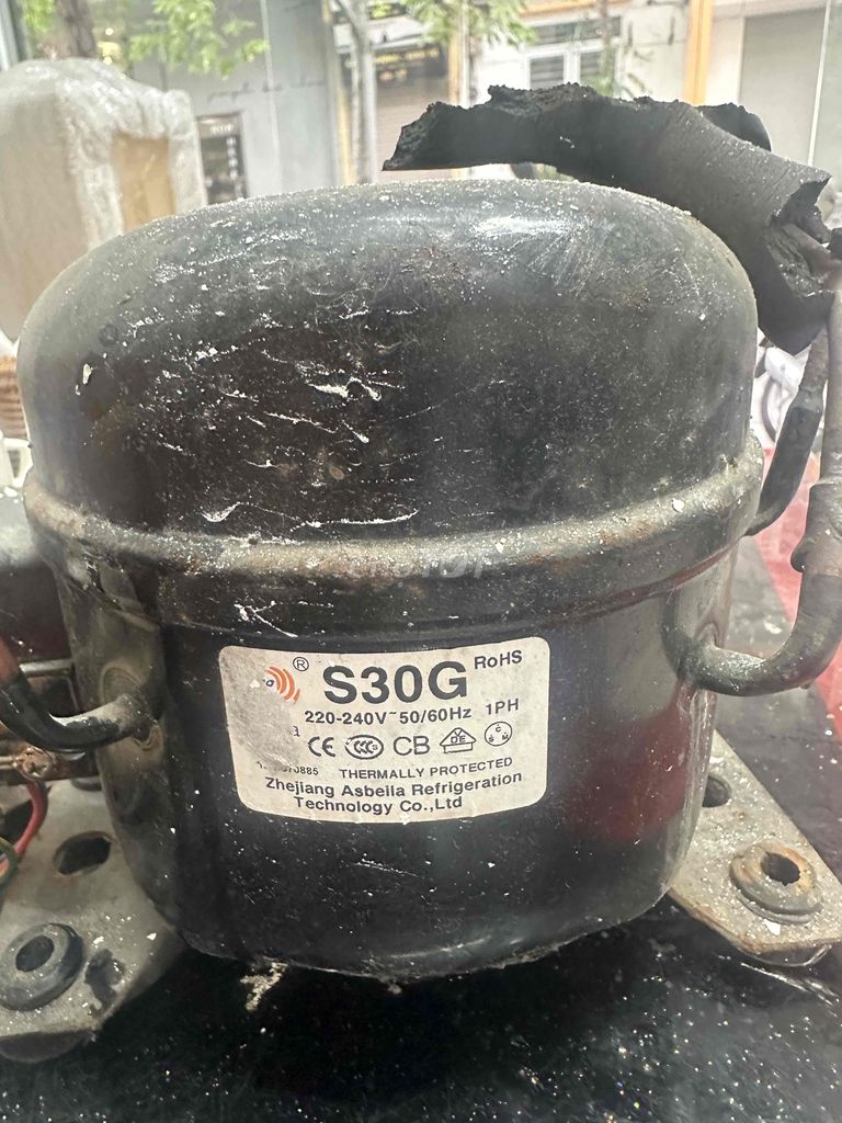 Máy nén tủ lạnh Zhejiang Aabella S30G Đen. Mua bán Tủ lạnh tại Quận Hoàn Kiếm Hà Nội được đăng bởi Hoàng hiếu  hình 1