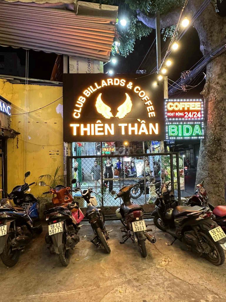 Tuyển nhân viên phục vụ - pha chế