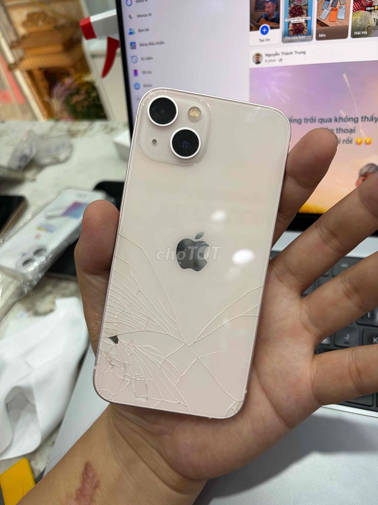 iPhone 13 256GB Hồng Hàn Quốc Đã sử dụng. Mua bán Điện thoại tại Huyện Thanh Trì Hà Nội được đăng bởi Đoàn Xuân Tùng hình 1