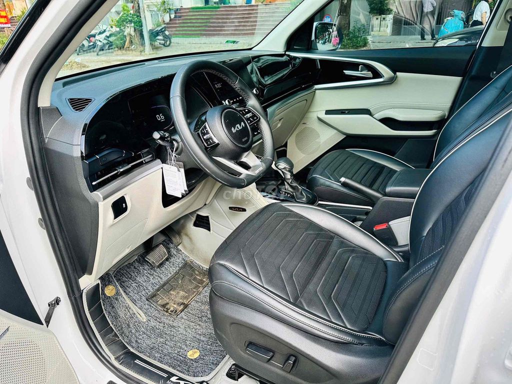 Kia Carent 2025 1.4AT Signature Trắng. Mua bán Ô tô tại Quận Cầu Giấy Hà Nội được đăng bởi Cao Quý hình 8