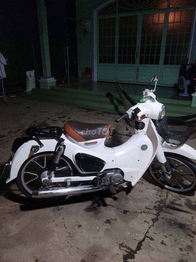Honda Cub Thái 50cc Trắng Như mới. Mua bán Xe máy tại Quận Thốt Nốt Cần Thơ được đăng bởi Nguyễn Minh  hình 5
