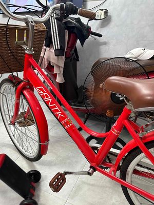 Thanh lý xe đạp Gantk Đài Loan màu đỏ