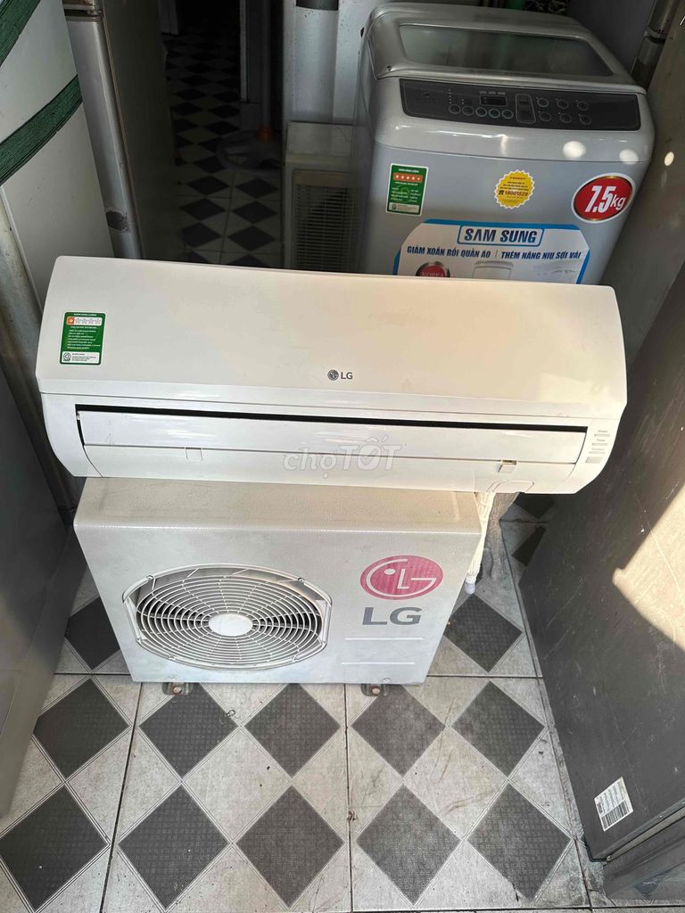 máy lạnh LG 1.0 HP làm lạnh sâu , nhẹ điện , êm