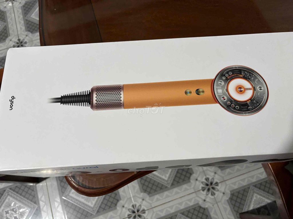 Máy sấy tóc Dyson Supersonic Nural Đồng. Mua bán Nội thất, đồ gia dụng khác tại Thành phố Biên Hòa Đồng Nai được đăng bởi Vạn An hình 1