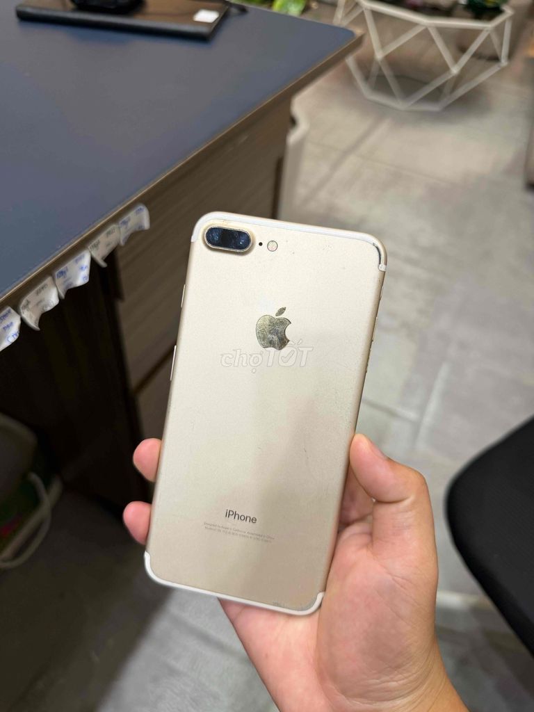 Apple iPhone 7 Plus 32GB Vàng. Mua bán Điện thoại tại Quận Thanh Xuân Hà Nội được đăng bởi Luu Hong Phu hình 1