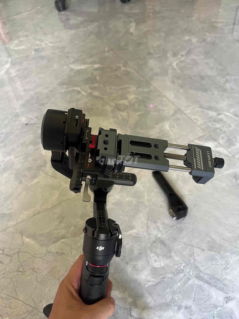 Gimbal DJI Ronin 3 Đen Đã sử dụng. Mua bán Phụ kiện (Màn hình, Chuột...) tại Huyện Núi Thành Quảng Nam được đăng bởi Thanh Lượm hình 1