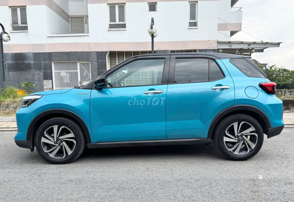 Toyota Raize 2022 - xanh ngọc nóc đen đẹp như mới. Mua bán Ô tô tại Quận Gò Vấp Tp Hồ Chí Minh được đăng bởi Phan Trung Quân hình 8