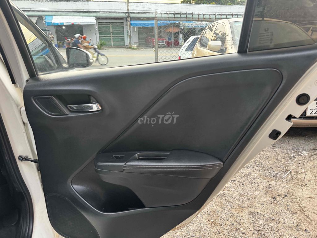 Honda City Top 2018, Bản Full, Có Hỗ Trợ Góp. Mua bán Ô tô tại Thành phố Thủ Đức Tp Hồ Chí Minh được đăng bởi HIỆP THÀNH PHÁT AUTO hình 5