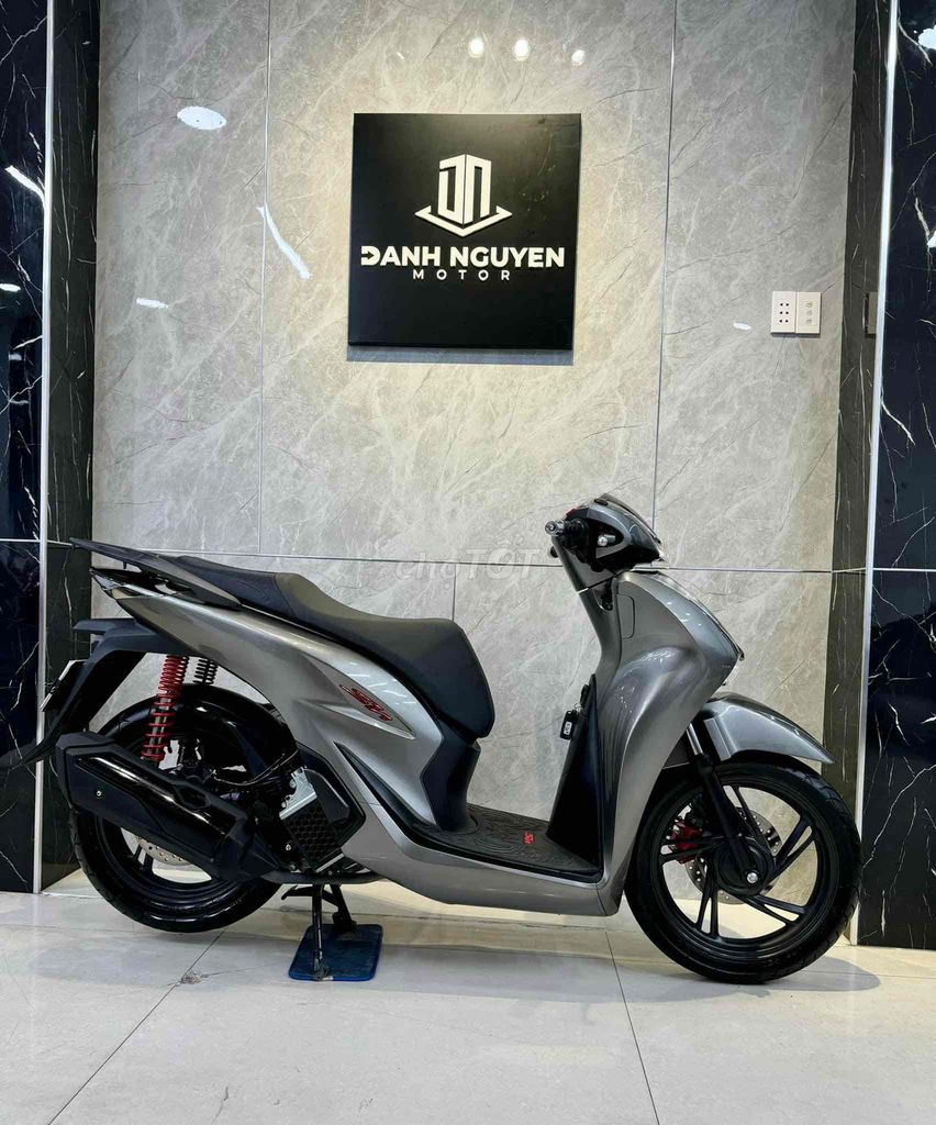 SH125 ABS BSSG MÀU XÁM LAMBO CỰC ĐẸP