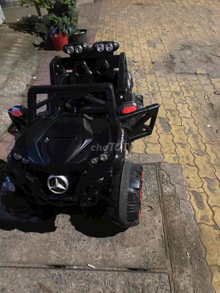 Xe điện trẻ em màu Đen đã sử dụng 95%. Mua bán Mẹ và bé tại Thành phố Thuận An Bình Dương được đăng bởi hằng mua alo hình 1