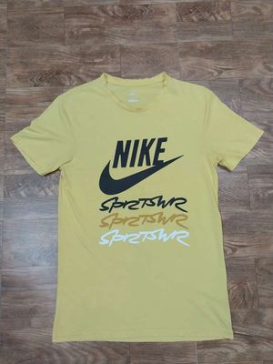 Áo Nike vàng authentic, size M