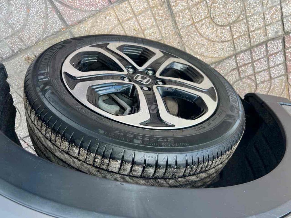 Honda HR-V 2019 - 134000 km. Mua bán Ô tô tại Thành phố Vĩnh Long Vĩnh Long được đăng bởi Thuỳ Phan hình 17