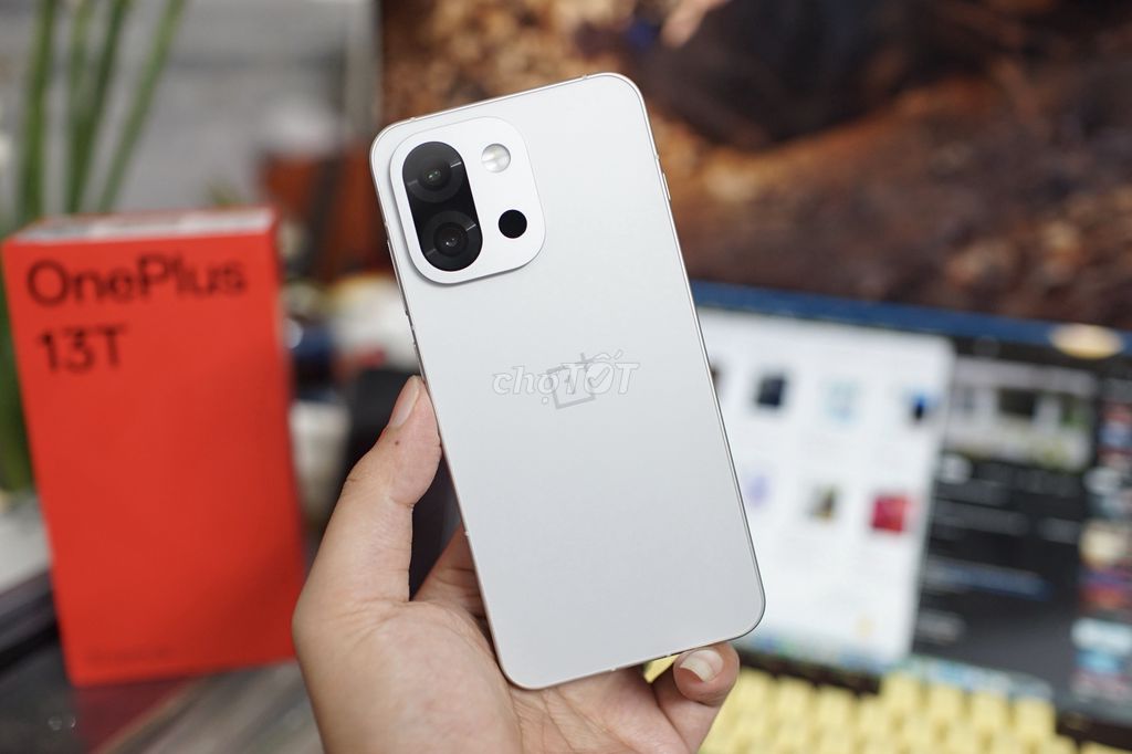 OnePlus 13T 5G bản Ram 16Gb Xám - 2 sim 5G Fullbox. Mua bán Điện thoại tại Quận 5 Tp Hồ Chí Minh được đăng bởi Lê Trọng Tấn hình 1