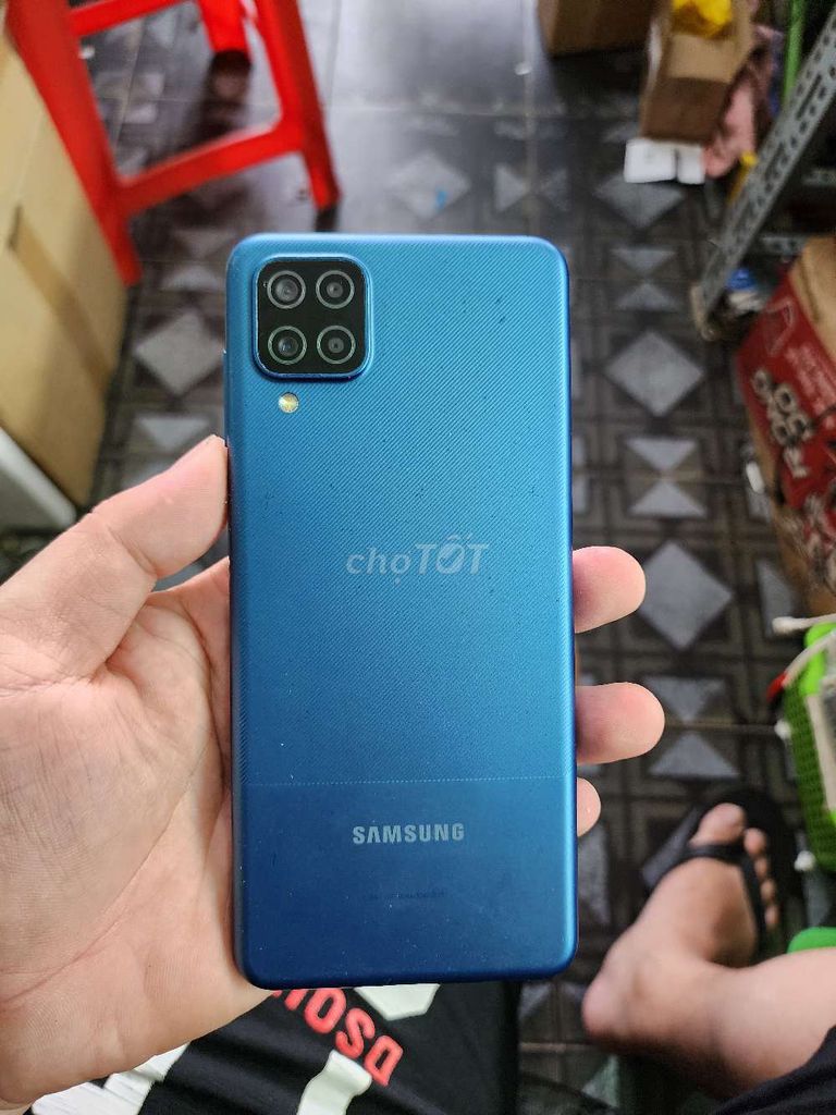 Samsung Galaxy A12 128GB Xanh. Mua bán Điện thoại tại Thành phố Nam Định Nam Định được đăng bởi Thắng Nguyễn hình 1