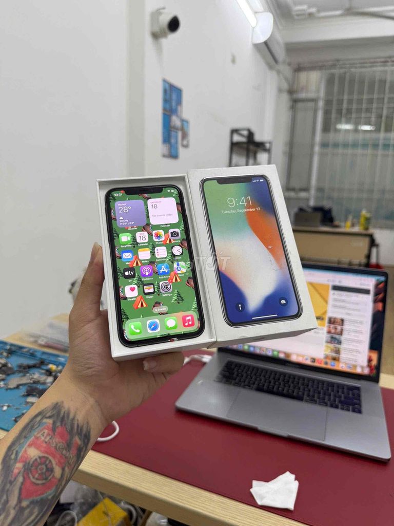 Apple iPhone Xs 256G Đen Nguyên zin. Mua bán Điện thoại tại Quận Đống Đa Hà Nội được đăng bởi KT Hà Nội Mobile hình 1