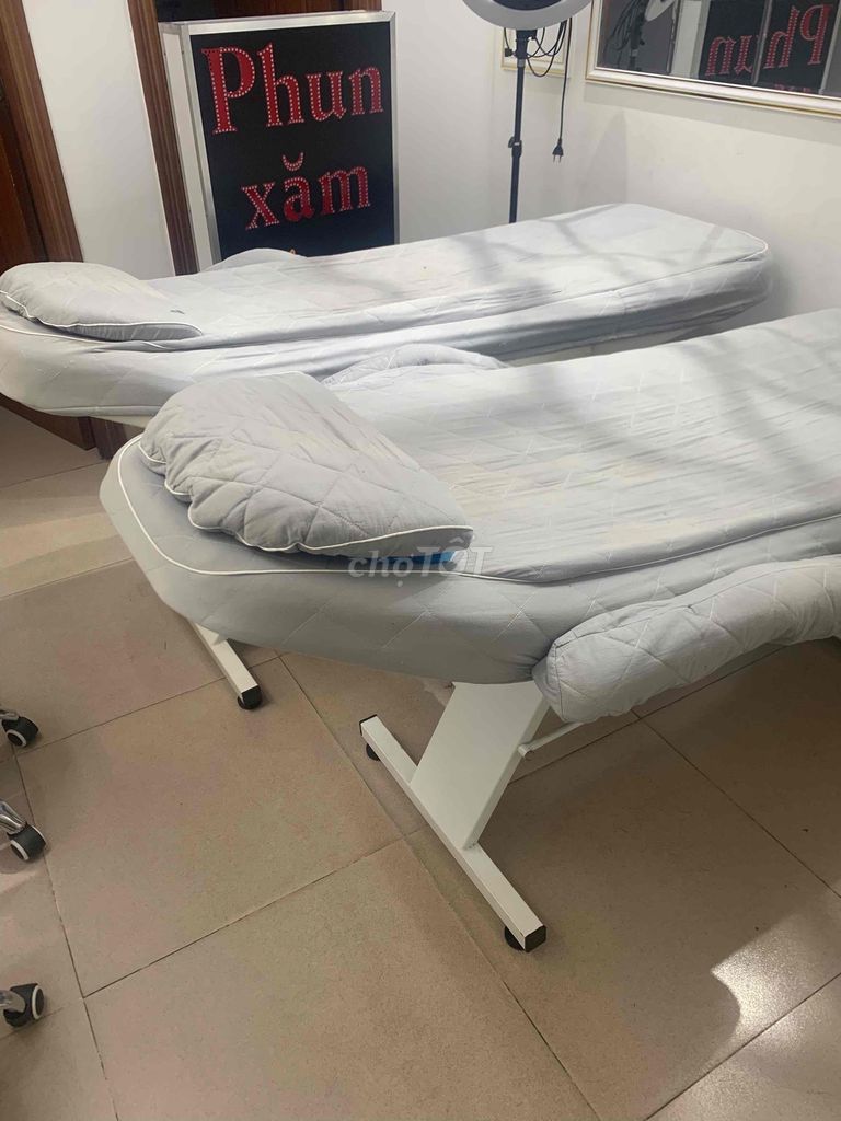 THANH LÝ SPA: BÁN BÀN, GHẾ, GIƯỜNG, ĐÈN LED