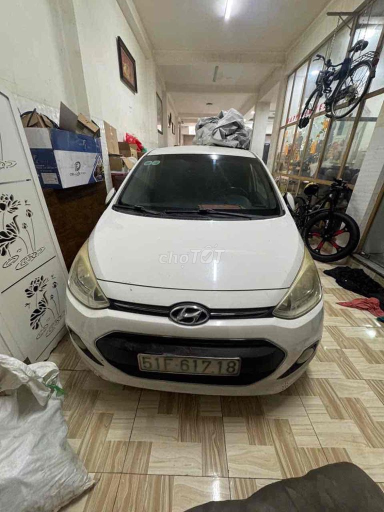 Hyundai Grand i10 2015 - chính chủ cần bán gấp. Mua bán Ô tô tại Quận Tân Phú Tp Hồ Chí Minh được đăng bởi sang hình 1