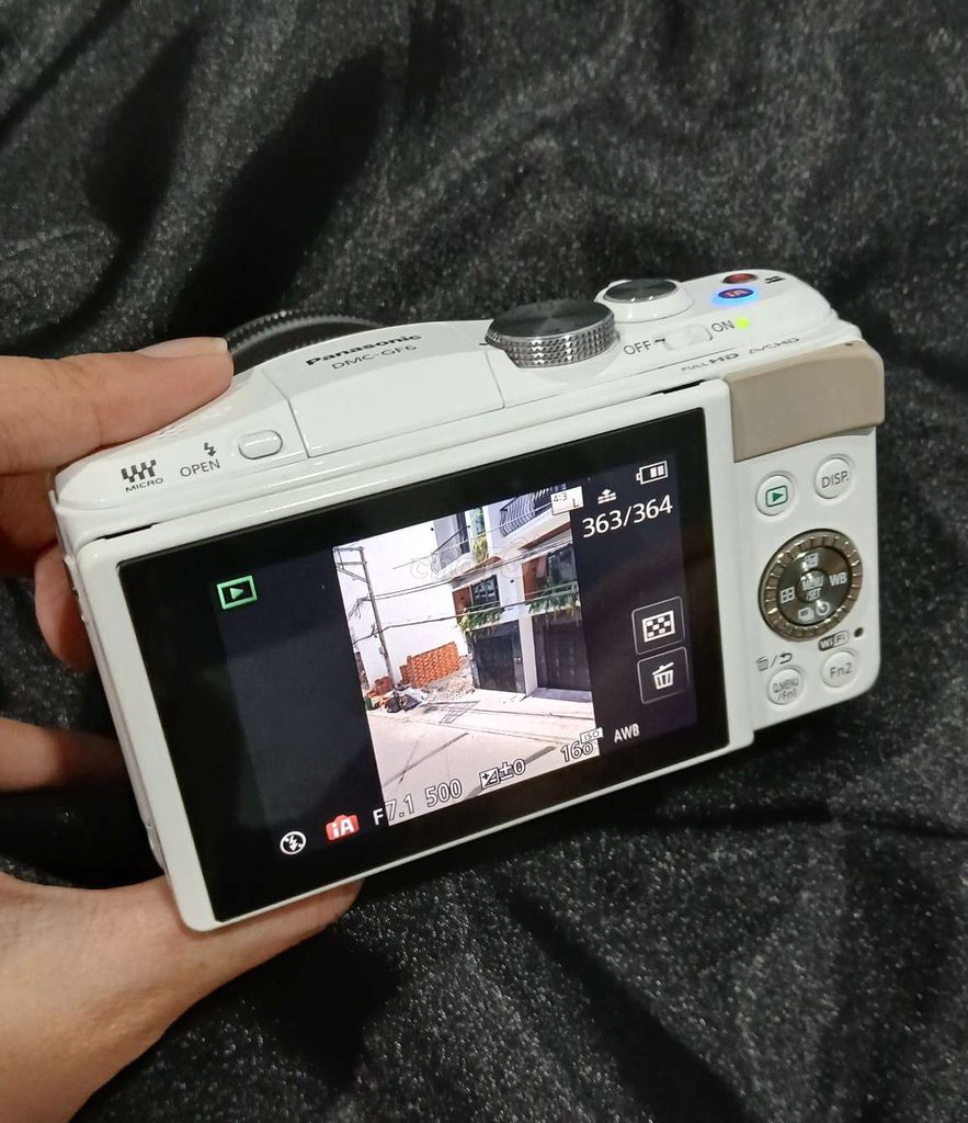 Lumix GF6