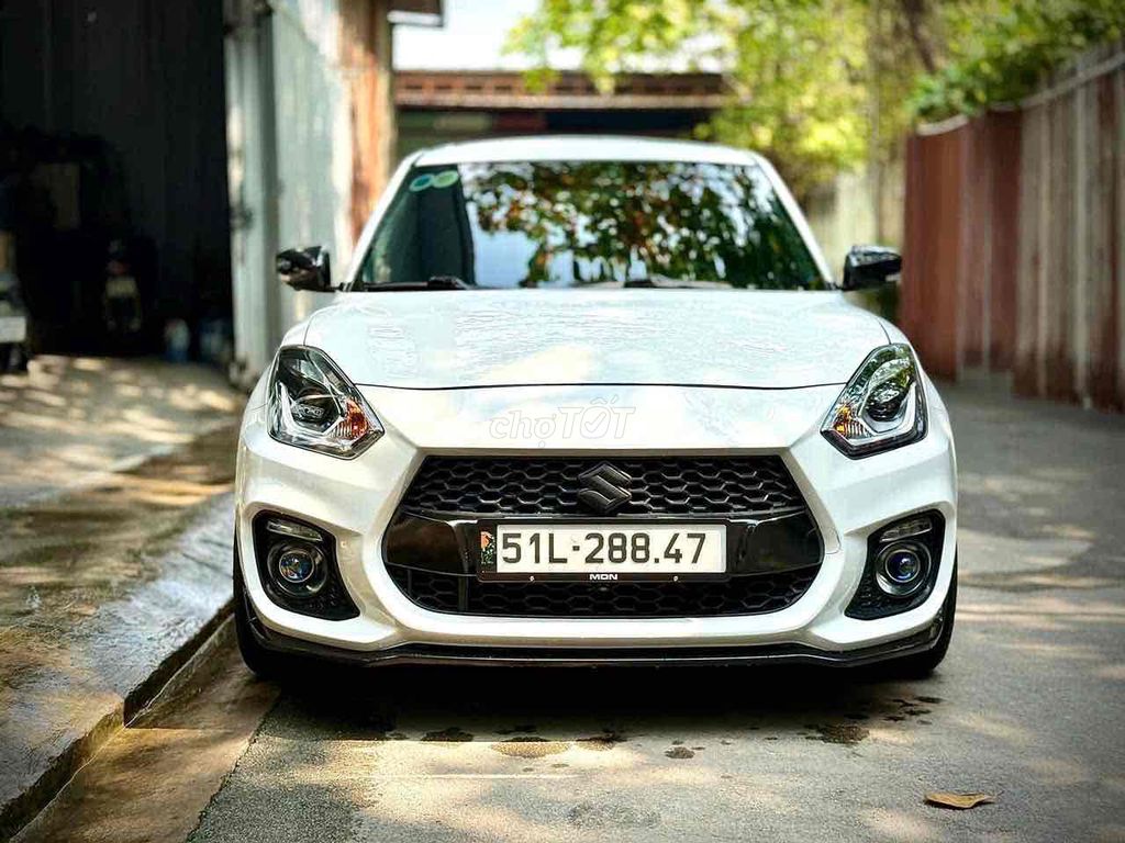 Suzuki Swift 2019 GLX full phụ kiện cho dân chơi