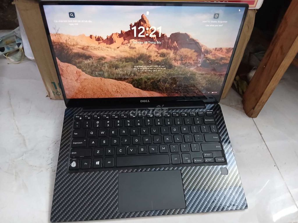 Dell XPS 13 9360 i7-8550U 8GB/238GB Bạc. Mua bán Laptop tại Quận 12 Tp Hồ Chí Minh được đăng bởi Thang Nguyen hình 1