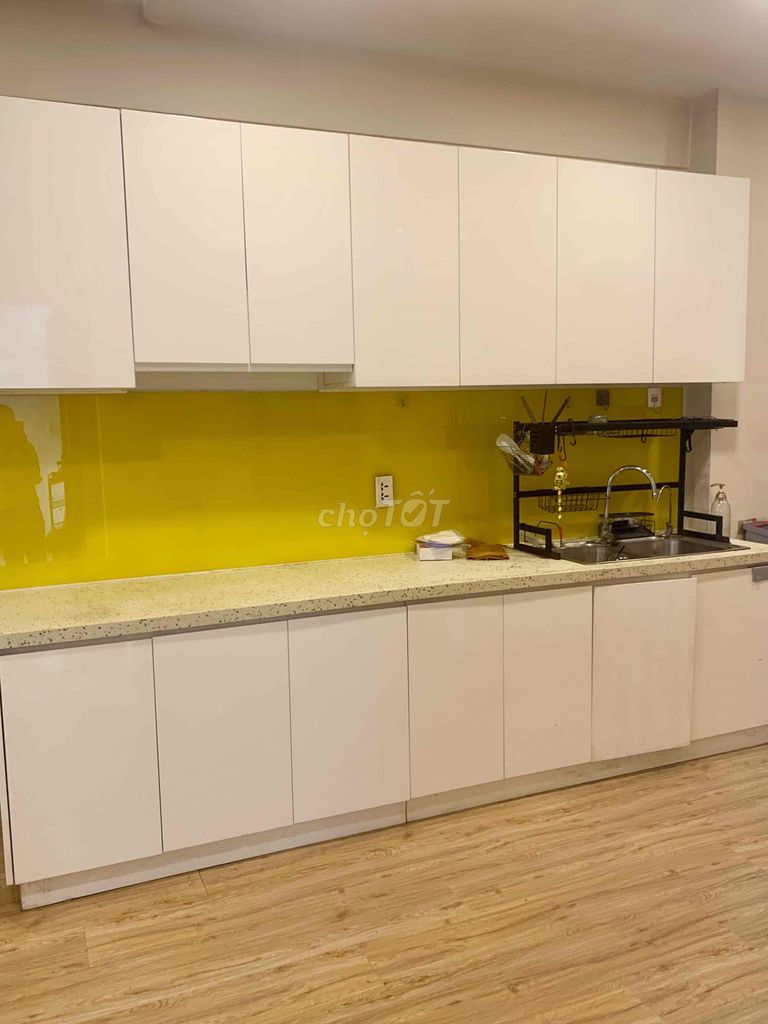 Квартира Saigonhomes полностью меблирована, всего 10,5 квартир