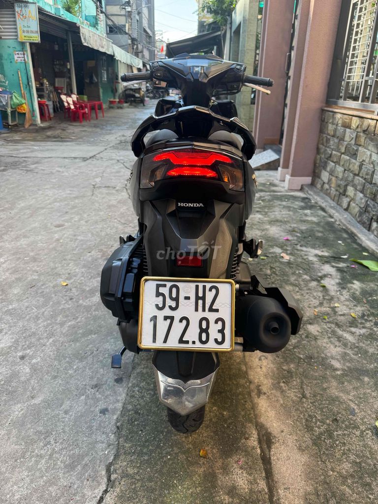 AB 125cc 2023 4Val Phiên Bản Đặc Biệt Đen Vàng. Mua bán Xe máy tại Quận 10 Tp Hồ Chí Minh được đăng bởi Sky PK hình 6