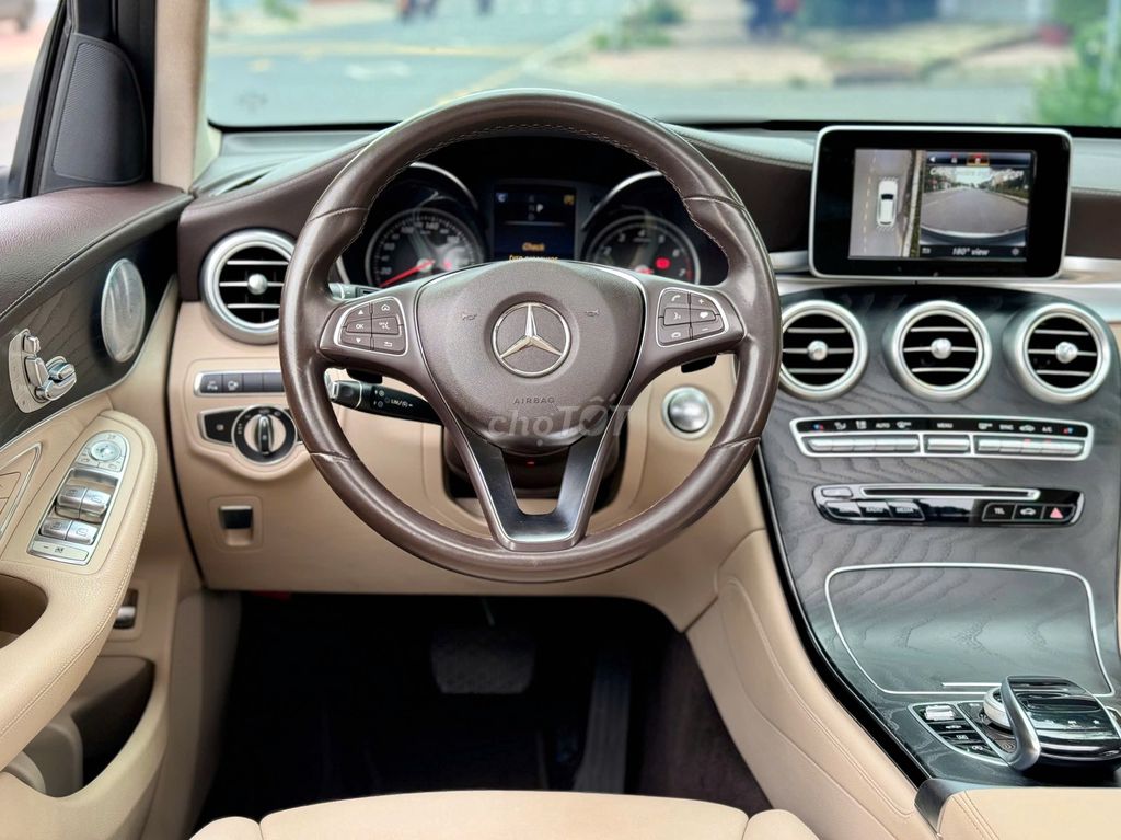 Mercedes Benz GLC300 4MATIC Sx 2018 Full Option. Mua bán Ô tô tại Quận Gò Vấp Tp Hồ Chí Minh được đăng bởi Hoàng Pháp hình 8