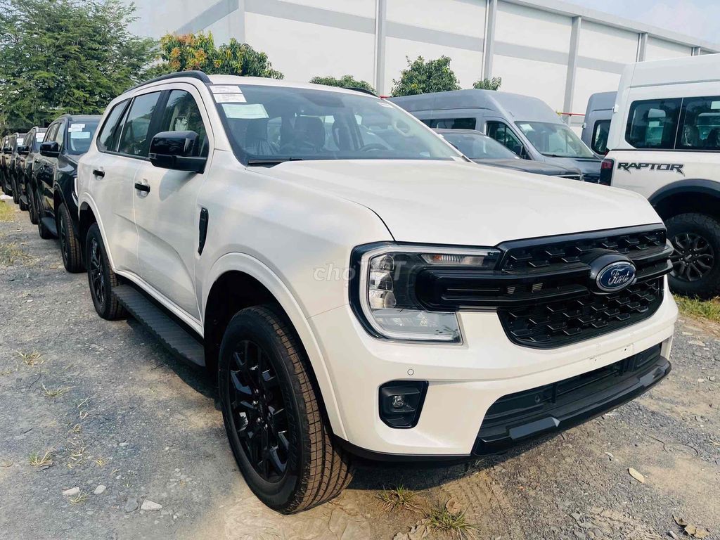 2025 Everest Sport 2.0L 4x2 bank 80%, lãi 7,6%. Mua bán Ô tô tại Thành phố Thủ Đức Tp Hồ Chí Minh được đăng bởi FORD THỦ ĐỨC TRẦN THẮNG  hình 14