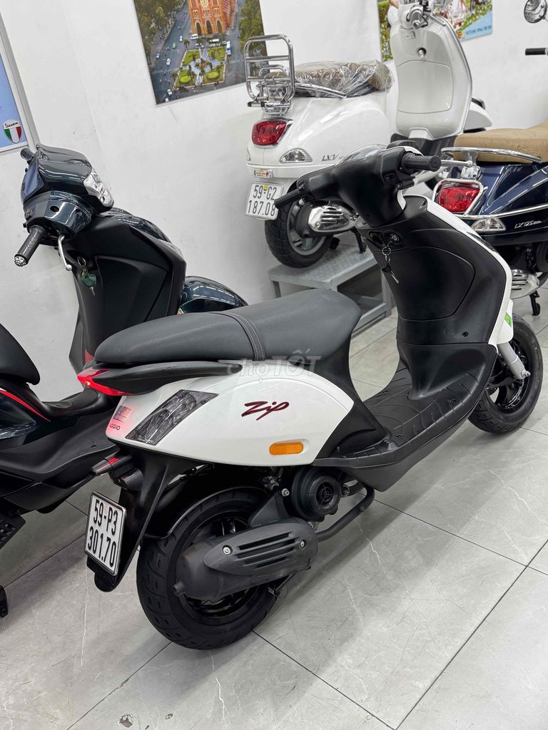 zíp 100cc . xe cọp 8000km . bao zin. Mua bán Xe máy tại Quận Phú Nhuận Tp Hồ Chí Minh được đăng bởi  vespa Nam Phương hcm  hình 2
