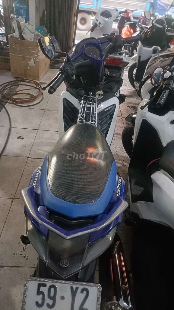 Yamaha Exciter 135 2014 Xanh trắng. Mua bán Xe máy tại Quận Bình Tân Tp Hồ Chí Minh được đăng bởi cửa hàng xe máy cũ Tiến phát chuyên bán góp trả trước 0 đồng hình 4