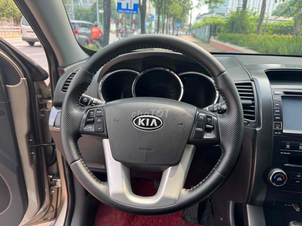 Kia Sorento 2015 S GAT 2.4L 4WD - 98000 km. Mua bán Ô tô tại Quận Nam Từ Liêm Hà Nội được đăng bởi Chính chủ hình 10