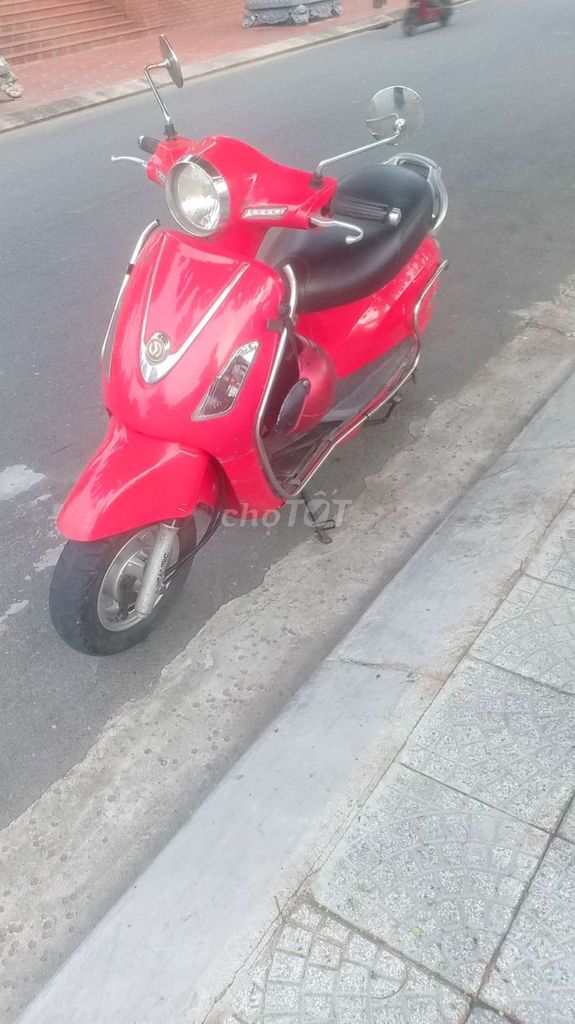 Xe bán. Mua bán Xe máy tại Quận Cẩm Lệ Đà Nẵng được đăng bởi cô út  hình 1