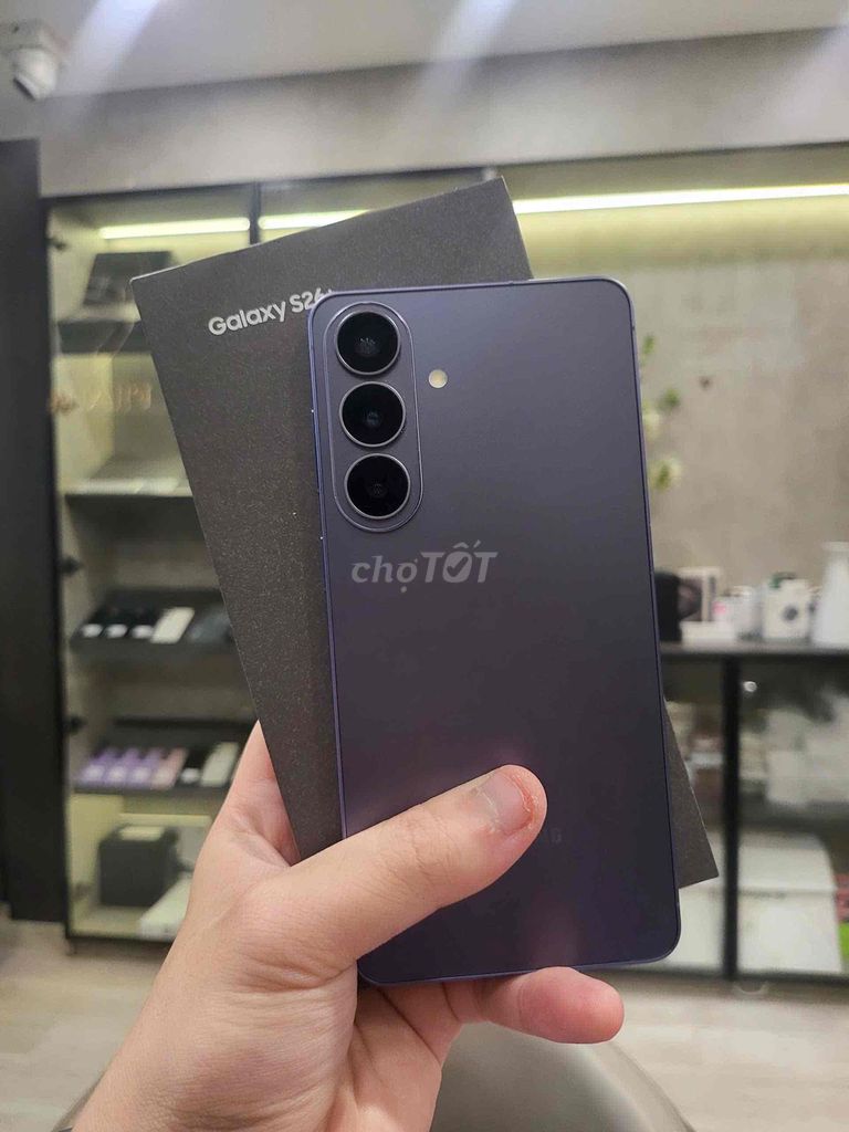 Samsung Galaxy S26 Plus Tím 12/512GB Fullbox CBH. Mua bán Điện thoại tại Quận 8 Tp Hồ Chí Minh được đăng bởi CA REM BÁN TÁO hình 1