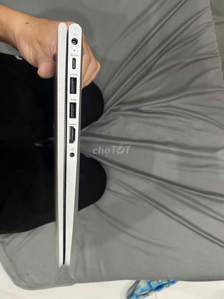 laptop văn phòng chơi game nhẹ. Mua bán Laptop tại Thành phố Thủ Đức Tp Hồ Chí Minh được đăng bởi kunn hình 3