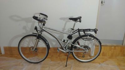 Xe đạp Mercedes Benz. Mua bán Xe đạp tại Quận 8 Tp Hồ Chí Minh được đăng bởi Nhung Lê