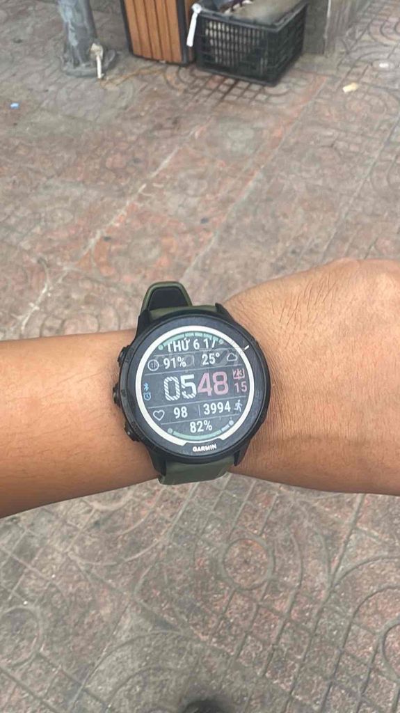 Garmin Forerunner 955 Solar đen. Mua bán Thiết bị đeo thông minh tại Quận Cầu Giấy Hà Nội được đăng bởi Đặng Quang Trung hình 1
