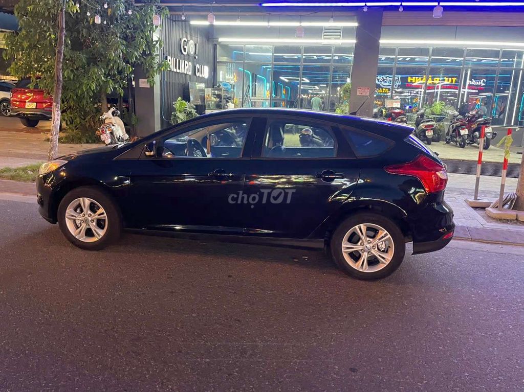 Bán Focus Hacback số tự động, lợi xăng bản cao cấp. Mua bán Ô tô tại Quận Hải Châu Đà Nẵng được đăng bởi otocudanang hình 4