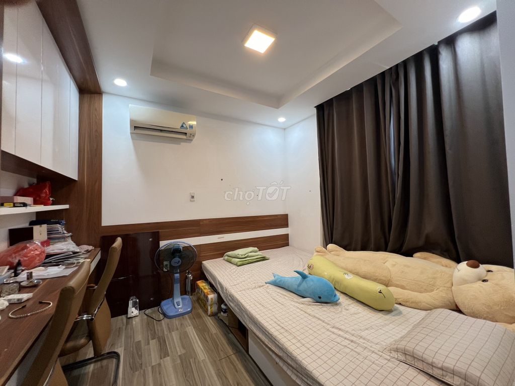 HATB 113m2, 3PN, 2WC Cho Thuê 14.5Tr/Tháng, Nhà Đẹp, Tầng Cao, View Q1