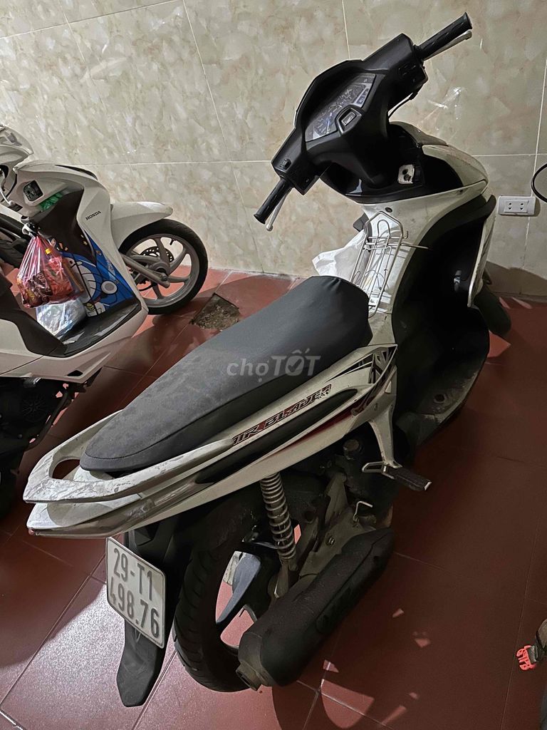 Honda Air Blade 2008 Trắng. Mua bán Xe máy tại Quận Hoàng Mai Hà Nội được đăng bởi Tuan hình 4
