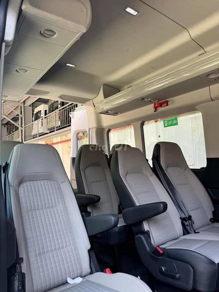 Ford Transit 2024, Phom mới, 3 phiên bản, Giao T7. Mua bán Ô tô tại Quận Hoàng Mai Hà Nội được đăng bởi Ford Pháp Vân hình 9