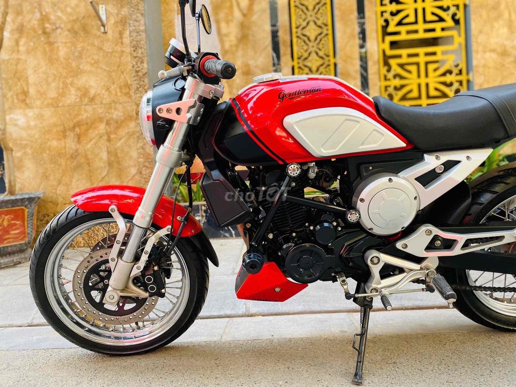 GPX Genteleman 200 xe đẹp lướt mới.chính chủ bs29. Mua bán Xe máy tại Quận Cầu Giấy Hà Nội được đăng bởi Tong motor xe may hình 1