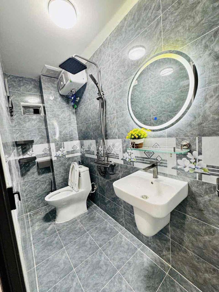 CHO THUÊ NHÀ TÂN KHAI 3PNKK FULL NỘI THẤT SỊN ĐẸP 12tr