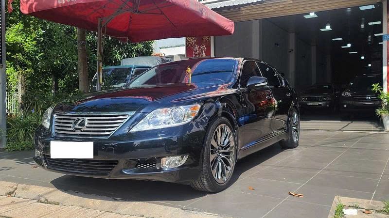 Lexus LS460L 2007, Представительский класс