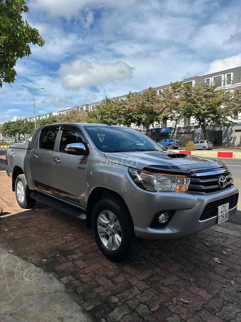Hilux 2016 2.4E 4x2 MT - Hàng đẹp hiếm có. Mua bán Ô tô tại Thành phố Buôn Ma Thuột Đắk Lắk được đăng bởi Trương Thanh hình 2