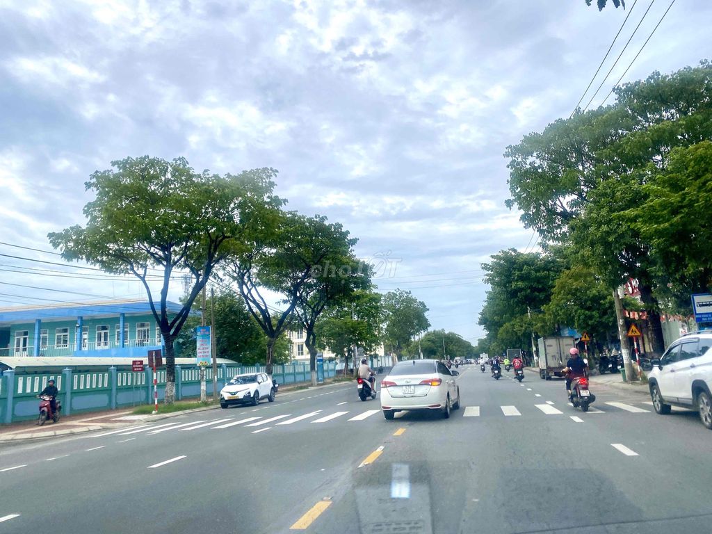 💥ĐẤT HOÀ TIẾN LIỀN KỀ DT605 CÁCH 100m